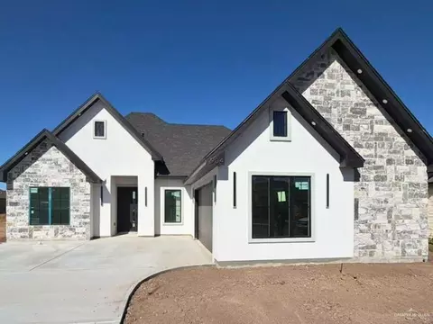 904 39th St, San Juan, TX 78589