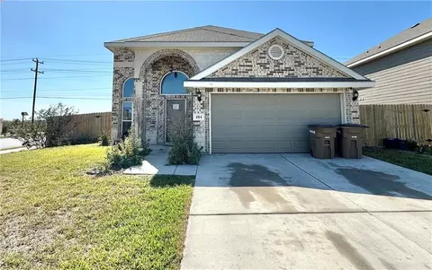 404 Central Park St, Edinburg, TX 78541