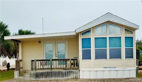 412 Sun Dial Cir, Port Isabel, TX 78578
