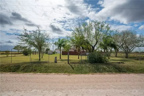 32516 El Preseno Rd E, San Benito, TX 78586