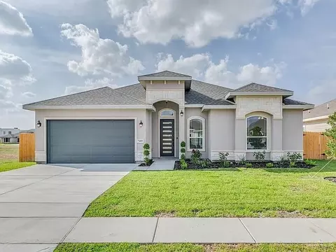 7405 N 55th St, Mission, TX 78573
