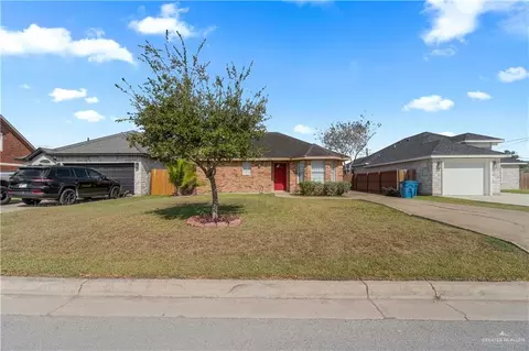 102 W 10th St, Los Fresnos, TX 78566