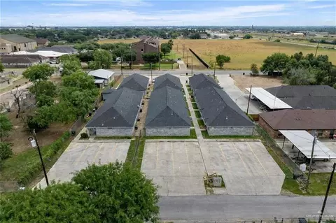 911 N Los Ebanos Rd, Mission, TX 78572