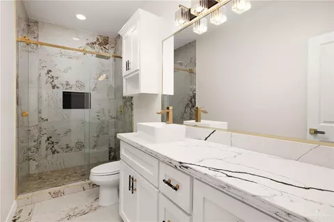 Bath - 330 Merida Ave, Donna, TX 78537 photo 1 of 2