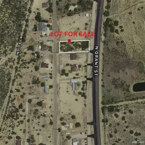 2911 N Us Highway 83 Hwy, Roma, TX 78584