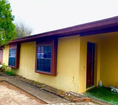 207 S 1st St, Hidalgo, TX 78557