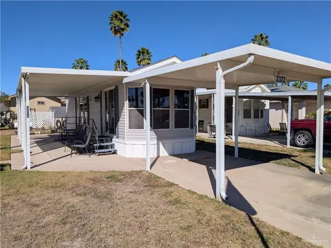 2322 Bobolink Cir E #270, Palmview, TX 78572
