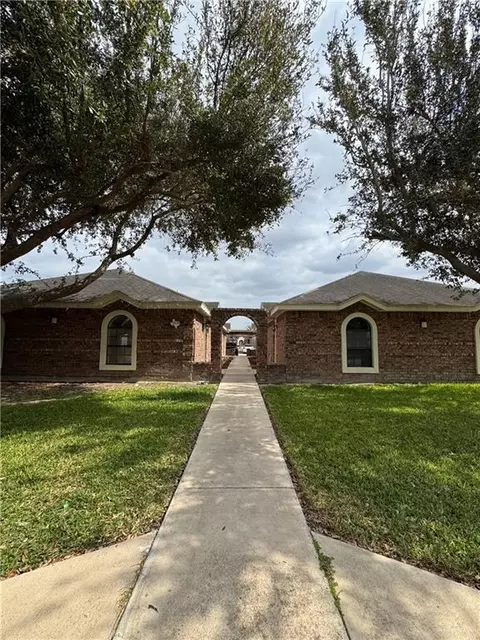 2020 N Aruba Dr, Edinburg, TX 78541