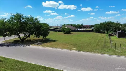 607 Palos Altos St, Weslaco, TX 78599