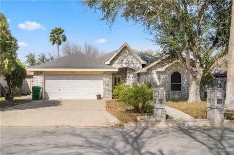 906 Regal Dr, Pharr, TX 78577