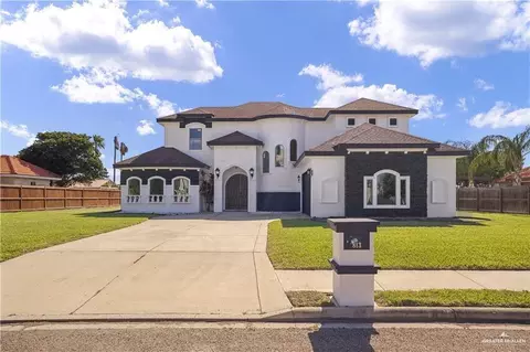 813 Sinatra Dr, Edinburg, TX 78542