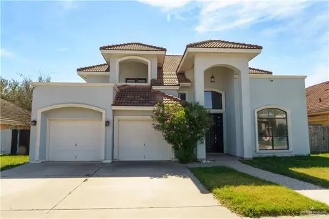 2702 Live Oak St, Mission, TX 78574