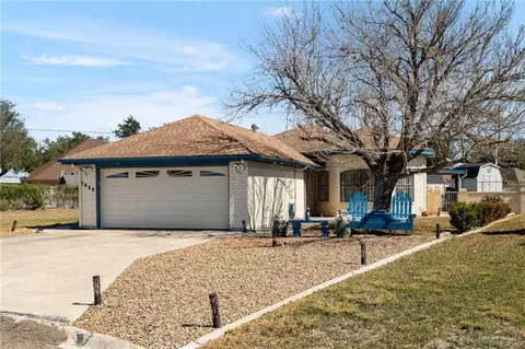 1922 Johnson St, Mission, TX 78572