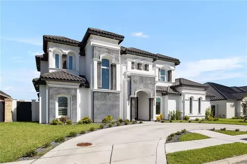 2407 Churchill Ave, Edinburg, TX 78539