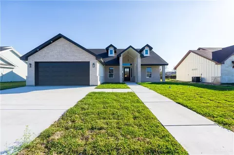9713 Heights Dr S, Harlingen, TX 78550