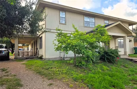 241 W 4th St W, La Joya, TX 78560