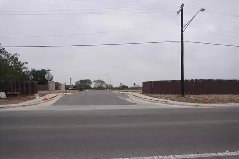 705 Thompson Rd, Mission, TX 78573