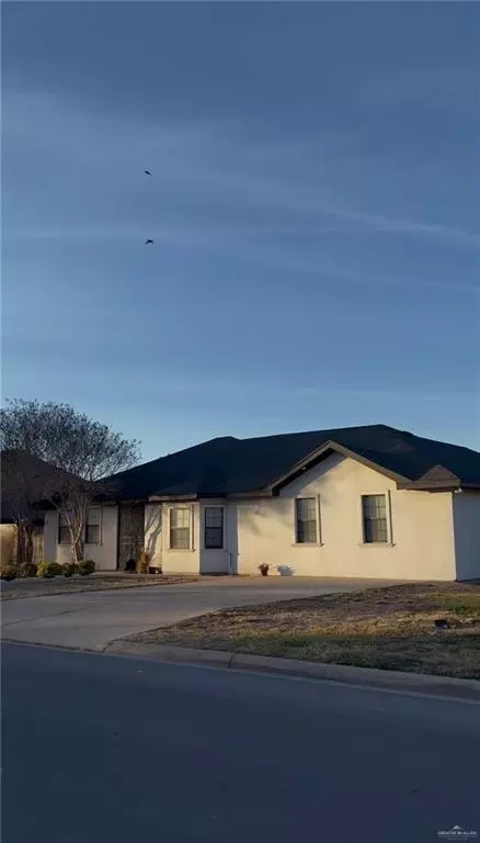 2110 Tiffany Dr, Mission, TX 78574