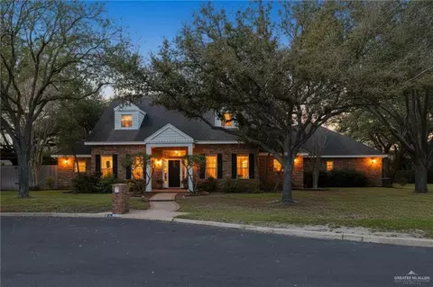 4909 N 9th St, Mcallen, TX 78504