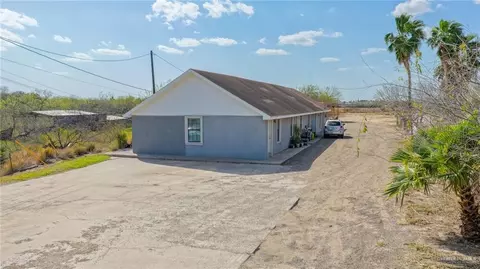 3105 N Hoehn Rd, Edinburg, TX 78541
