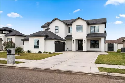 1615 Lago Delton Dr, Edinburg, TX 78542