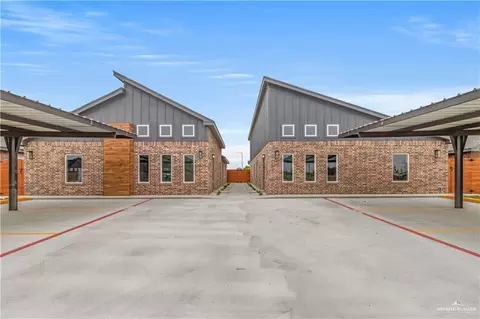 900 Hidden Hills St, Mission, TX 78572