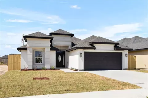1325 S 9th St, Alamo, TX 78516