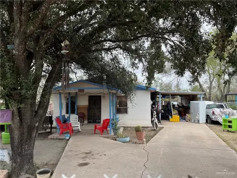 202 San Angelo Dr, Alamo, TX 78516