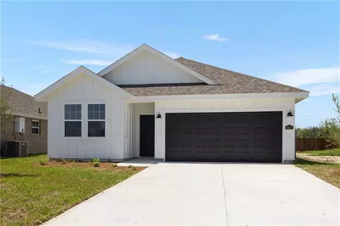 1420 E Silos Ave, Edinburg, TX 78542