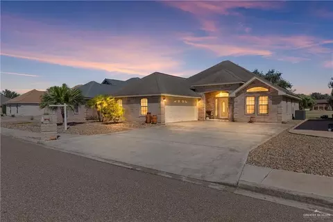 3525 Clubhouse Dr, Edinburg, TX 78542