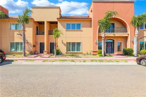 7011 N 3rd St, Mcallen, TX 78504