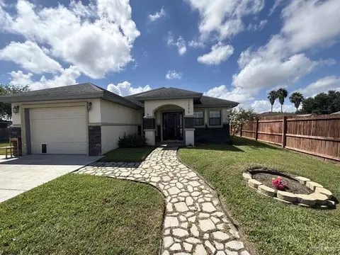 1305 Villa St, Pharr, TX 78577
