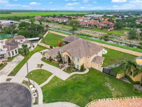 2809 Santa Laura St, Mission, TX 78572