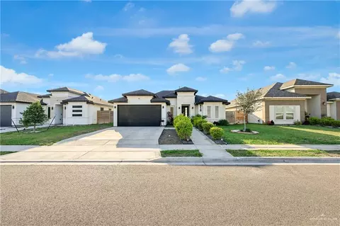 915 Rockford Dr, Alton, TX 78573