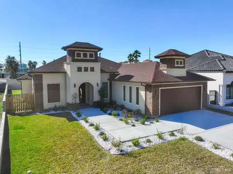 5905 Havana Dr, South Padre Island, TX 78597
