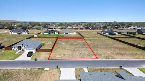 2700 Stone Oak Dr, Weslaco, TX 78589