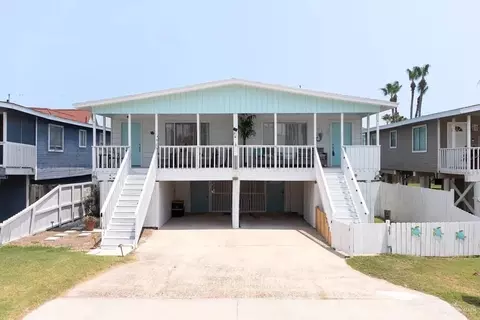 210 W Gardenia St, South Padre Island, TX 78597