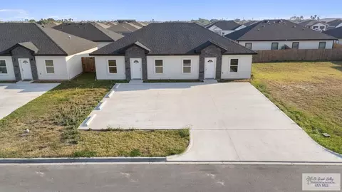 2425 N Valley Cir, La Feria, TX 78559