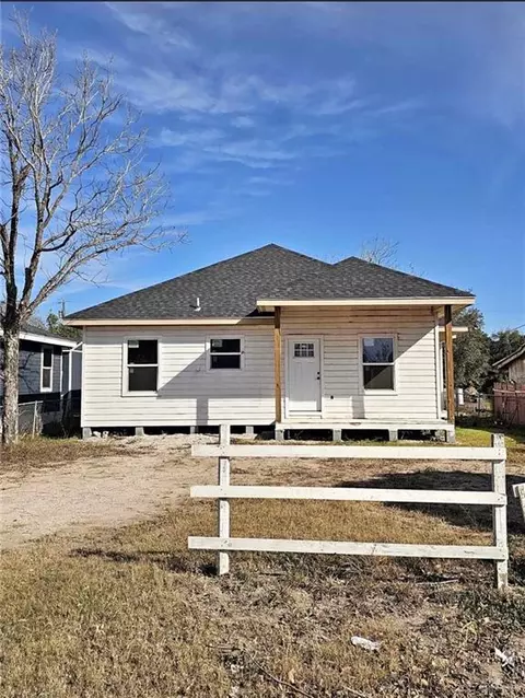 614 E Birch Ave, Alamo, TX 78516