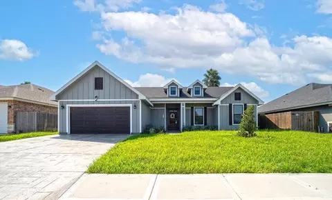 811 W 17th St W, Weslaco, TX 78596