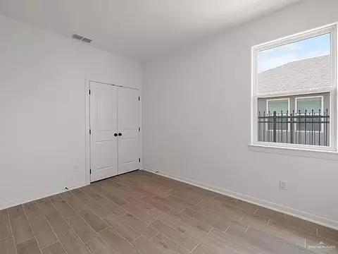Bedroom - 8314 N 34th Ln, Mcallen, TX 78504 photo 1 of 3