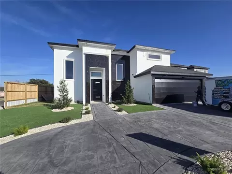 2606 Crisantema St, Mission, TX 78574