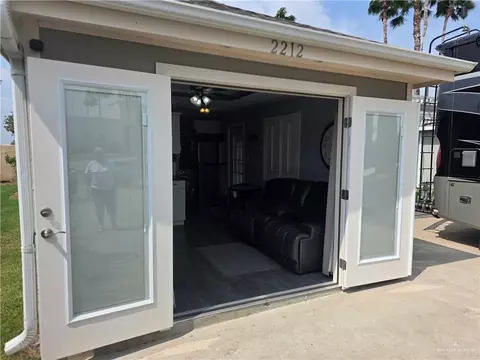 2212 Seagull Ln, Mission, TX 78572