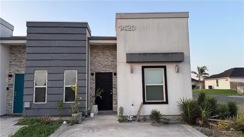 1420 New Orleans Cir, Pharr, TX 78577