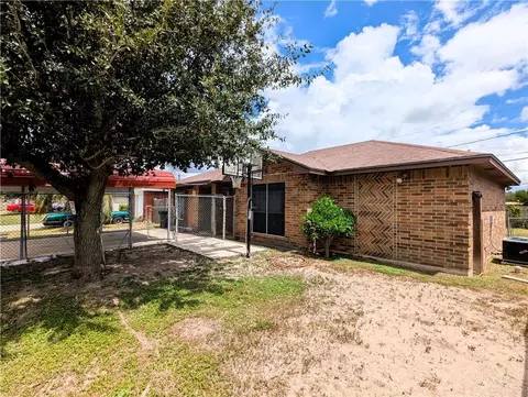 2120 Del Oro Dr, Weslaco, TX 78599
