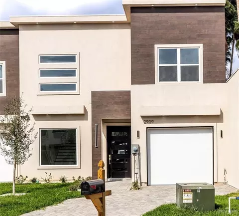 2909 N 51st St, Mcallen, TX 78501