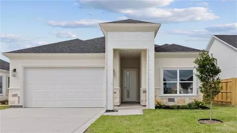 3217 La Cienega St, Edinburg, TX 78542