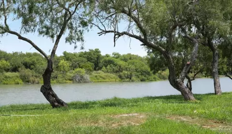 30504 Poco Parte Dr, Los Fresnos, TX 78566