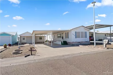 2208 W Bogey Dr, Mission, TX 78572