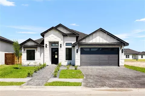 906 Azalea St, Mission, TX 78572